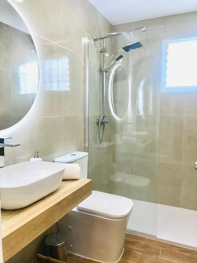 Gleaming & Well Located Apartment In Malaga Center Экстерьер фото