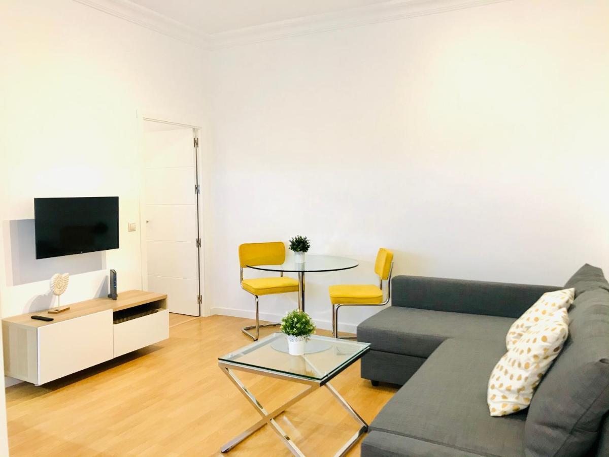 Gleaming & Well Located Apartment In Malaga Center Экстерьер фото