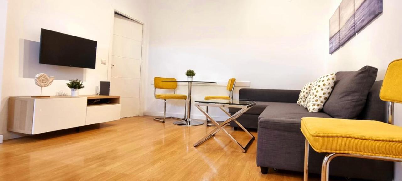 Gleaming & Well Located Apartment In Malaga Center Экстерьер фото